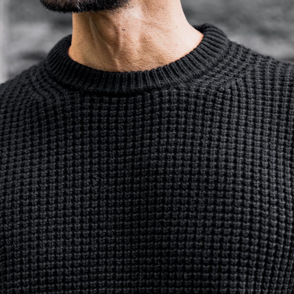 Highland Sweater | Black