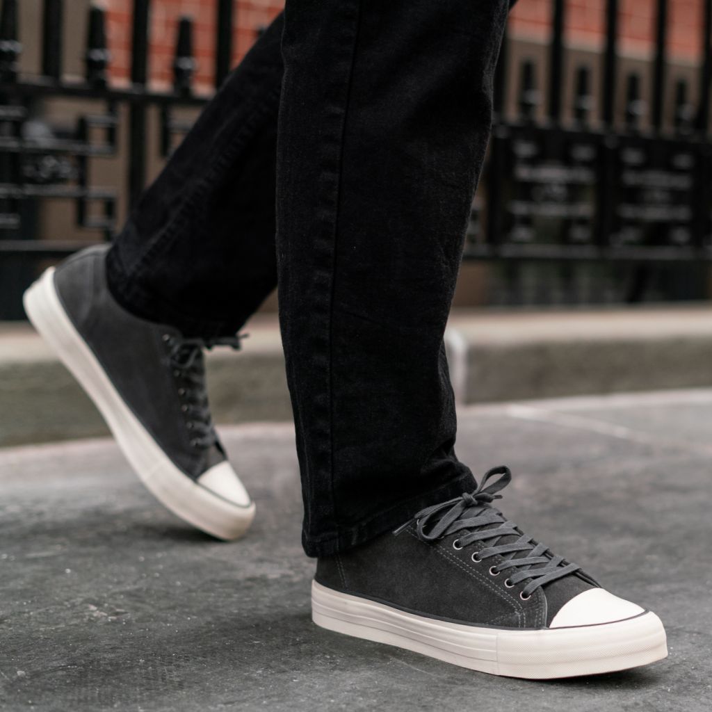 Retro Low Top | Smoke