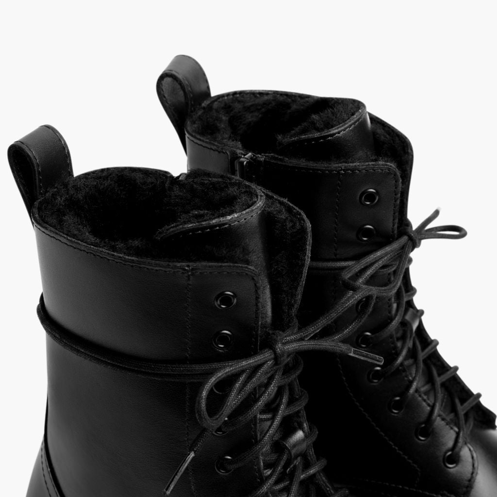 Quest | Black Shearling