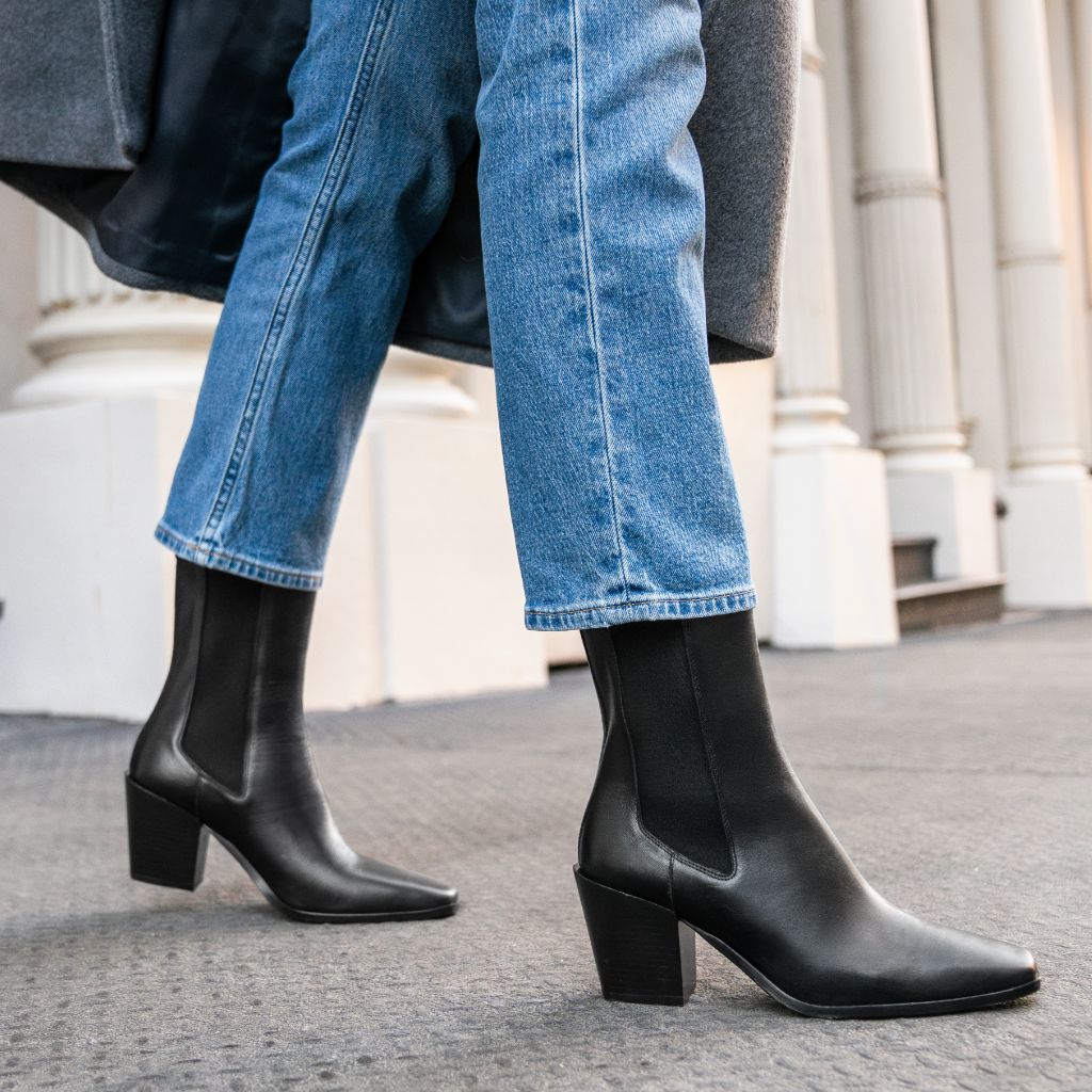 Soho | Black