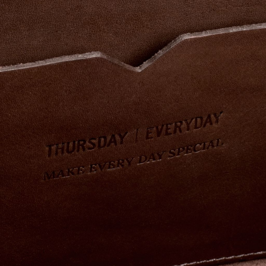 Everyday Tote | Old English (XL)